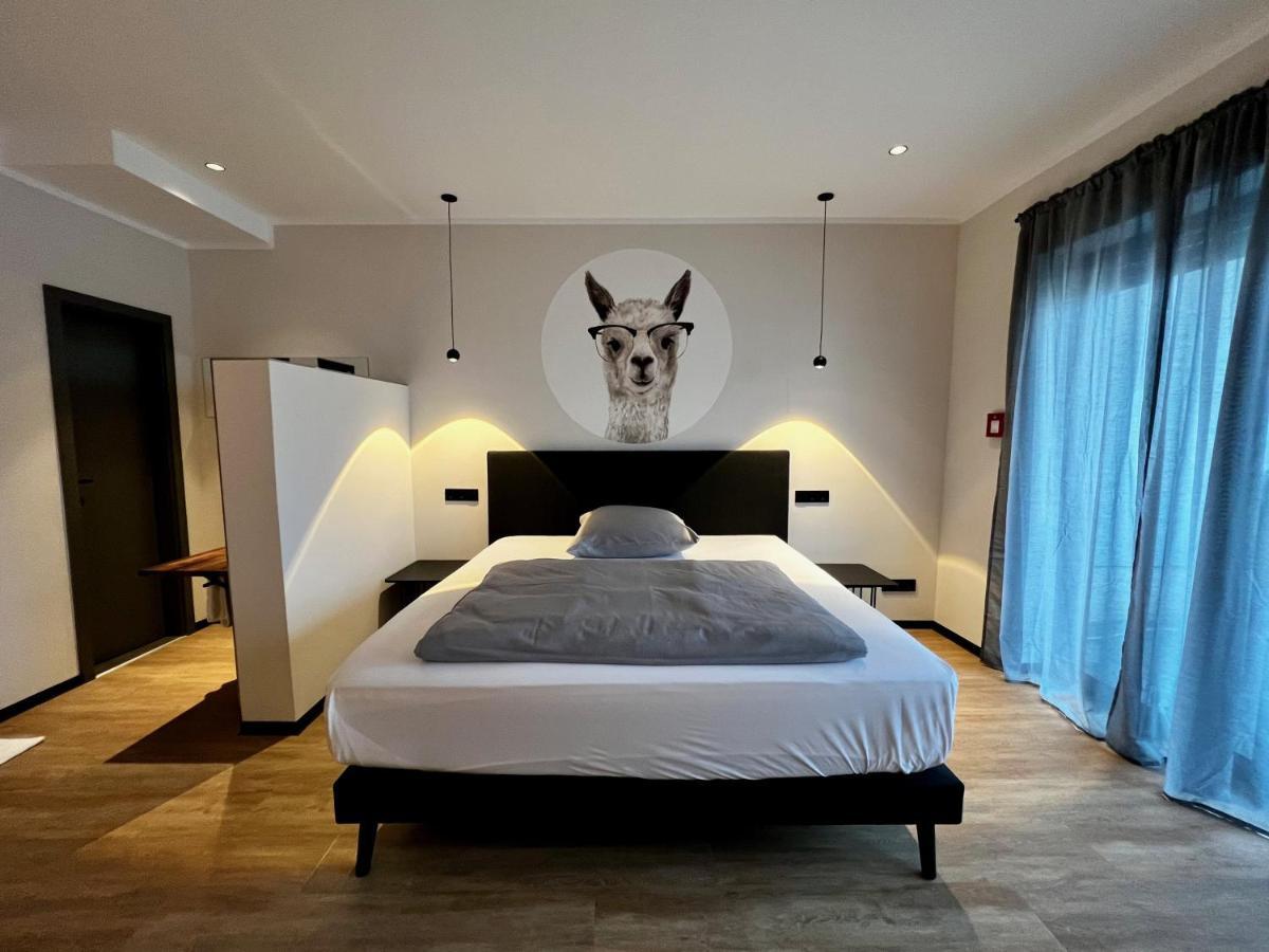 Hotel Drei Hoefe Friedrichsdorf Extérieur photo