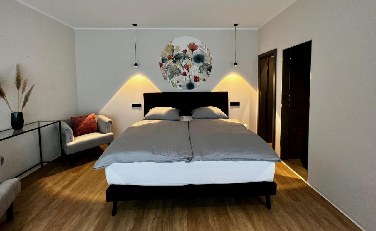 Hotel Drei Hoefe Friedrichsdorf Extérieur photo